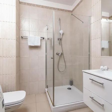 Appartement Browar Gdanski - 3 Minuty Spacerkiem Od Pkp